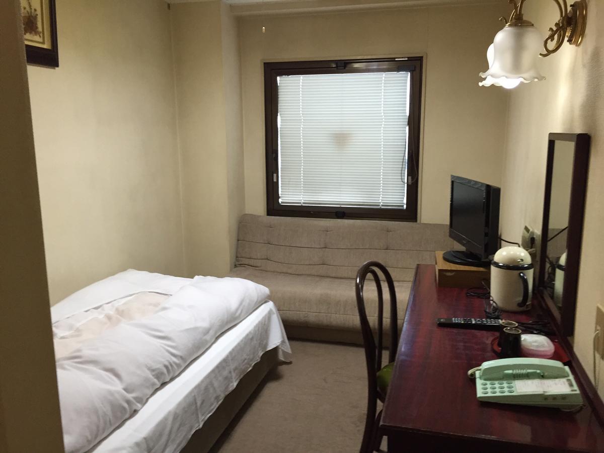 Aoi Business Hotel Fukuyama Dış mekan fotoğraf